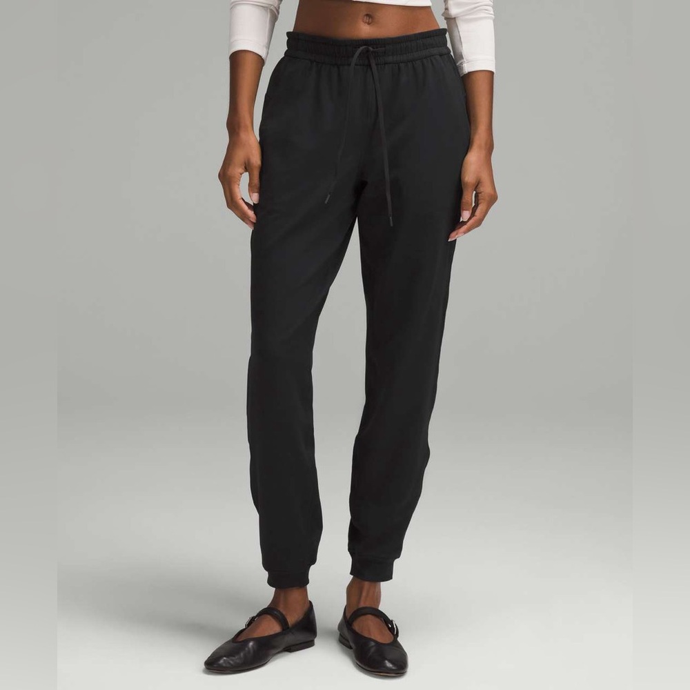 LULULEMON Black Soft Jersey Classic-Fit Mid-Rise Jogger Size 0 - Picture 6 of 6